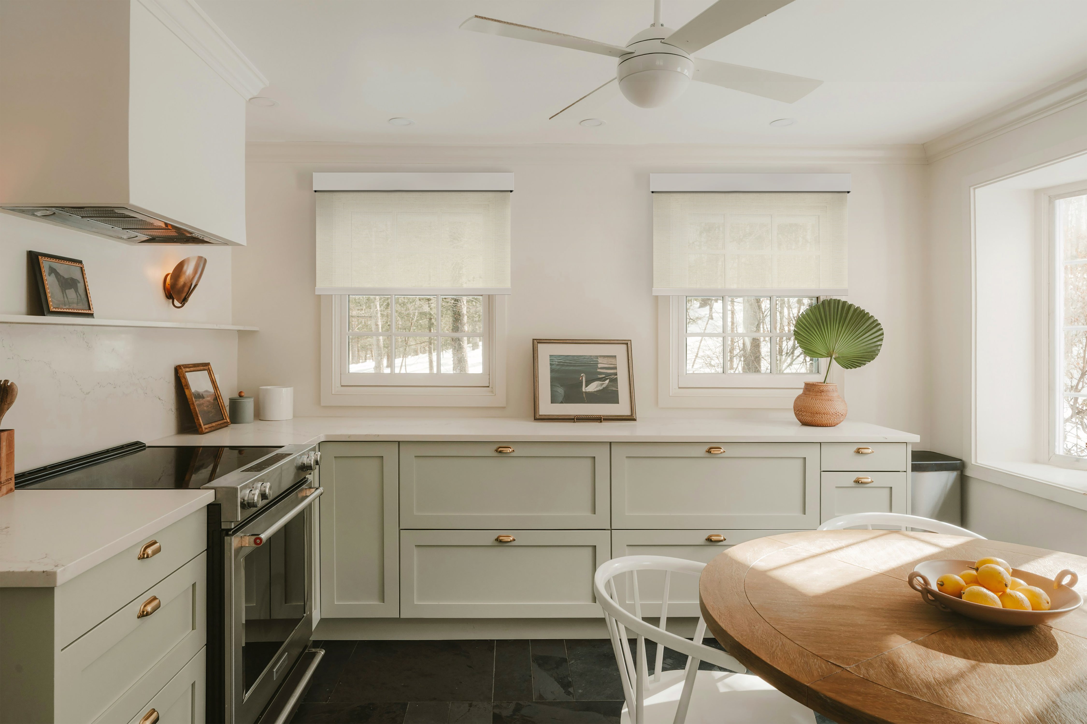 Soft Linen (Light Filtering) on Single Roller Automatic Shade